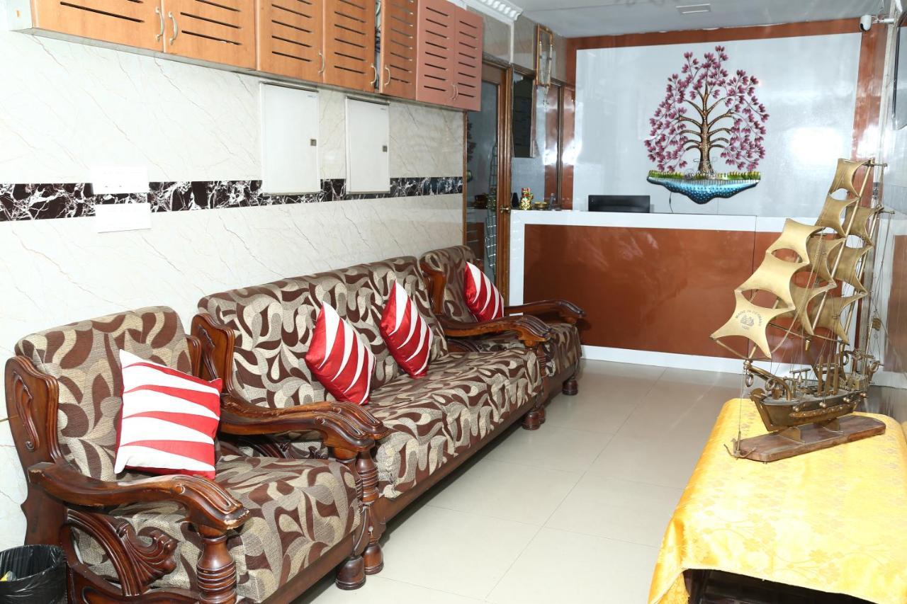 Hotel Le Royal Chennai